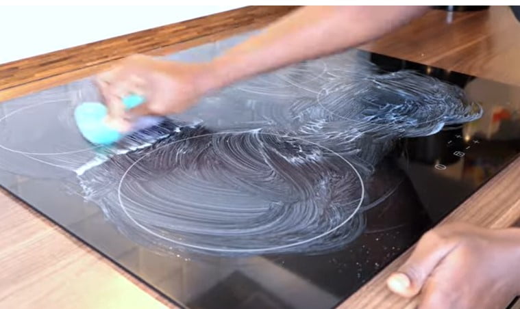 How Do I Clean My Induction Cooktop Surface? 5 How Do I Clean My Induction Cooktop Surface?: Polish the surface